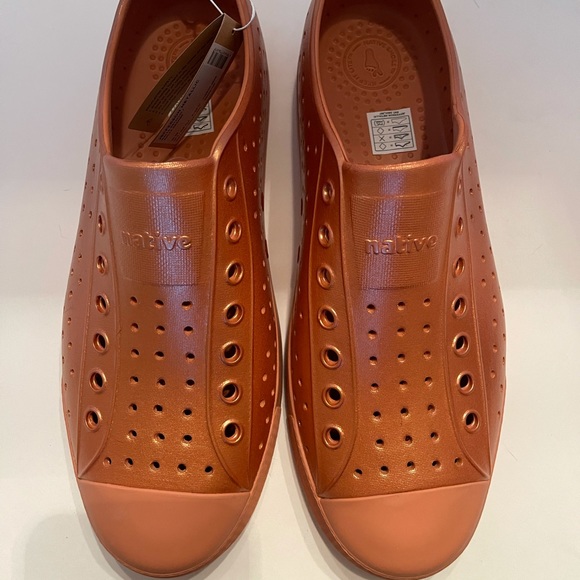 SOLD - Picture 3 of 7